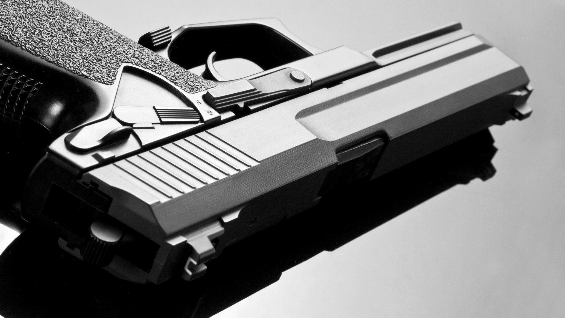 泰国马术协会与兽医合作,开展马匹疾病预防与治疗研究。,泰国的马怎么叫