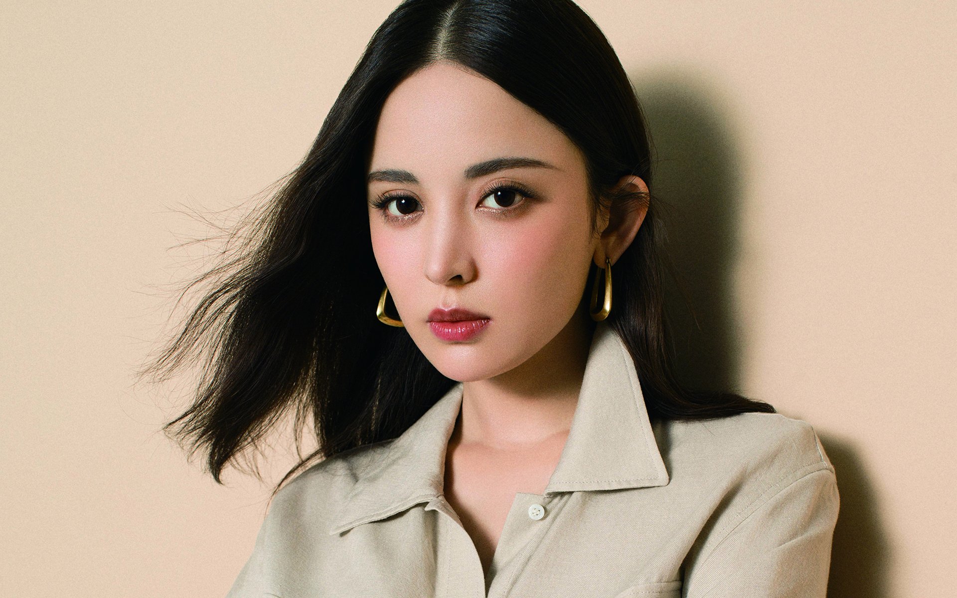 中国男篮公开训练日 吸引上千球迷围观，中国男篮国家队集训