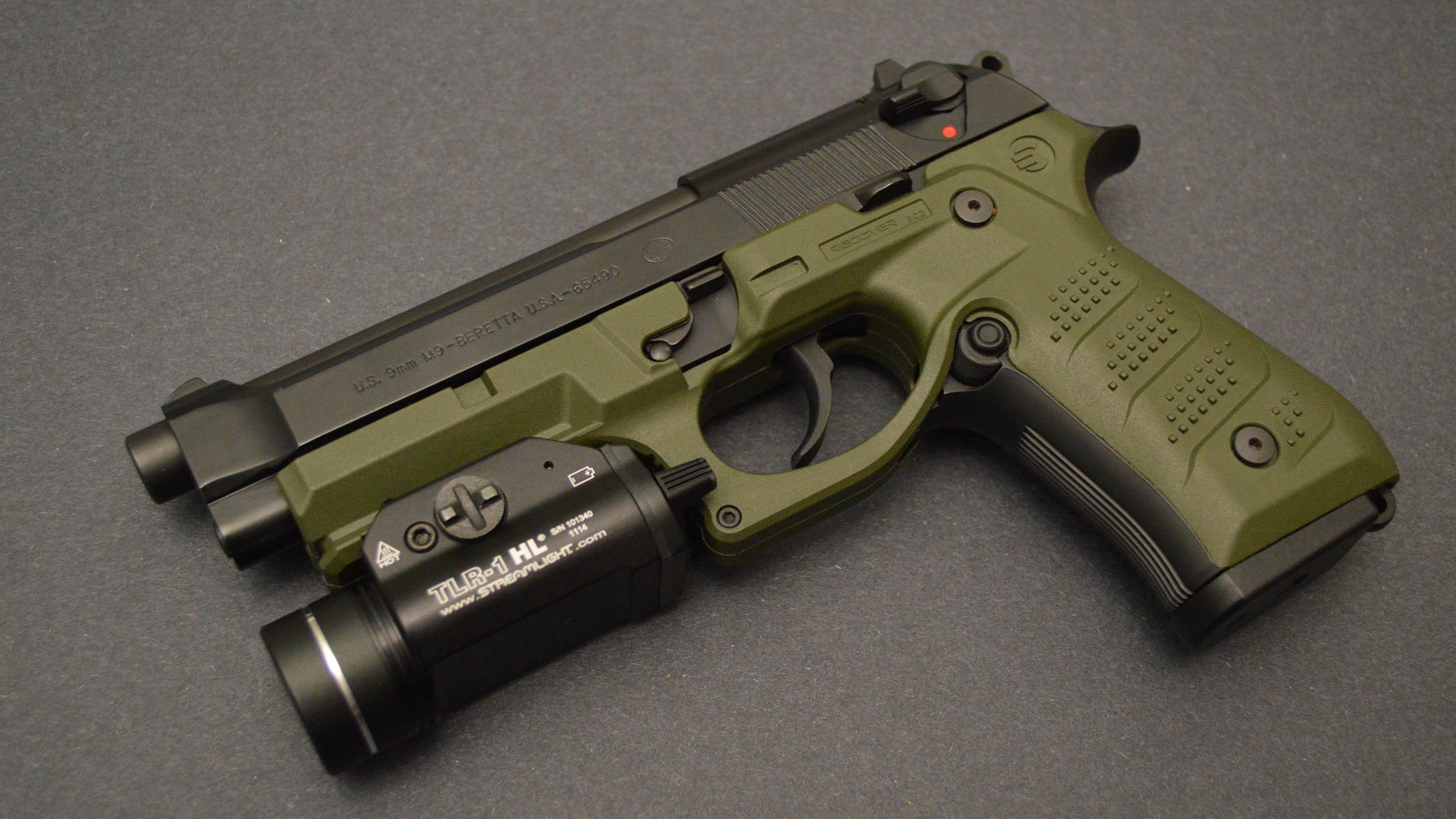 电竞主题馆在多地开放吸引年轻人打卡体验,电竞主题展馆