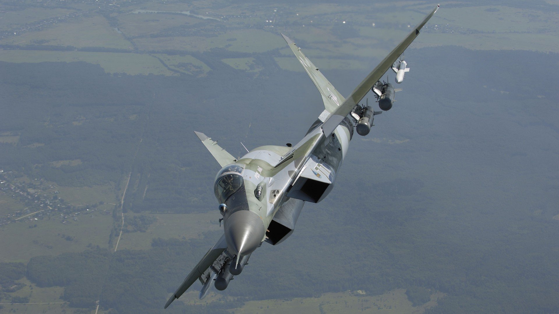 德甲闪耀劲旅：速度、力量、智慧完美结合！，闪耀 足球